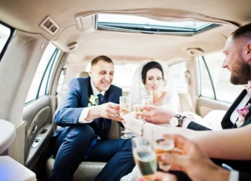 party service luxury car rentals in Seattle | Luxury Transportation Seattle | Premium Transportation in Seattle