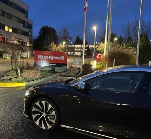 Luxury Transportation in Bellevue All Black Limo