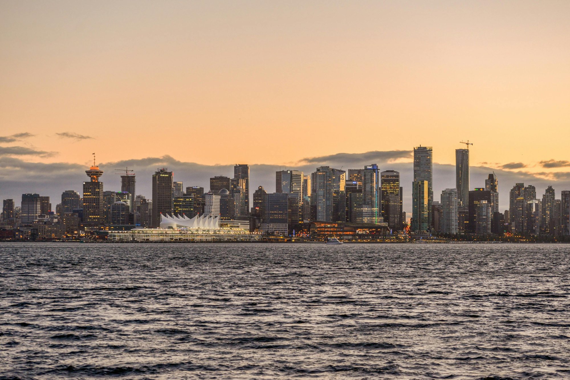 Vancouver bc what seattle travelers need to know vancouver skyline
