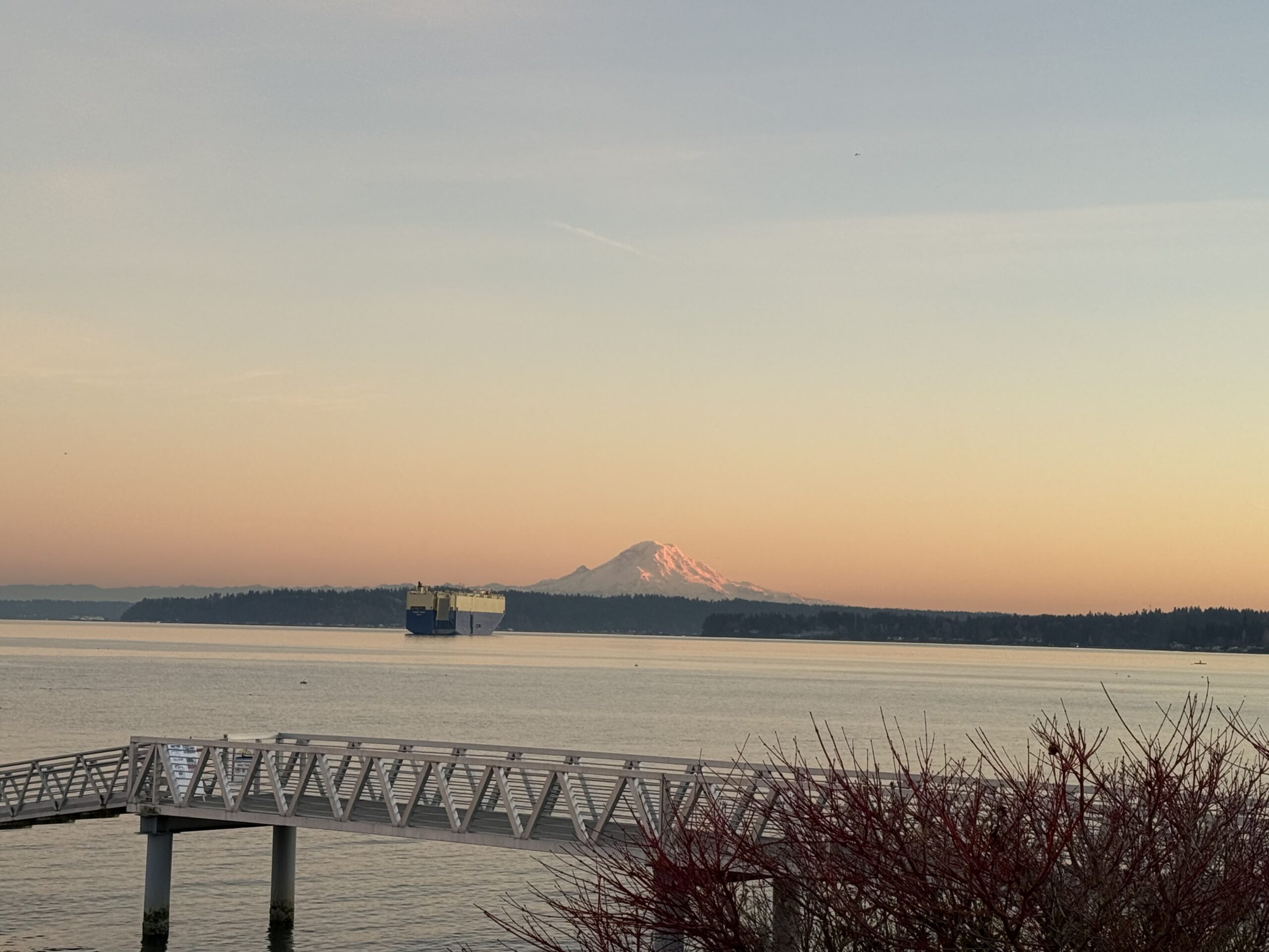 Kitsap Peninsula car service to SeaTac, All Black Limo