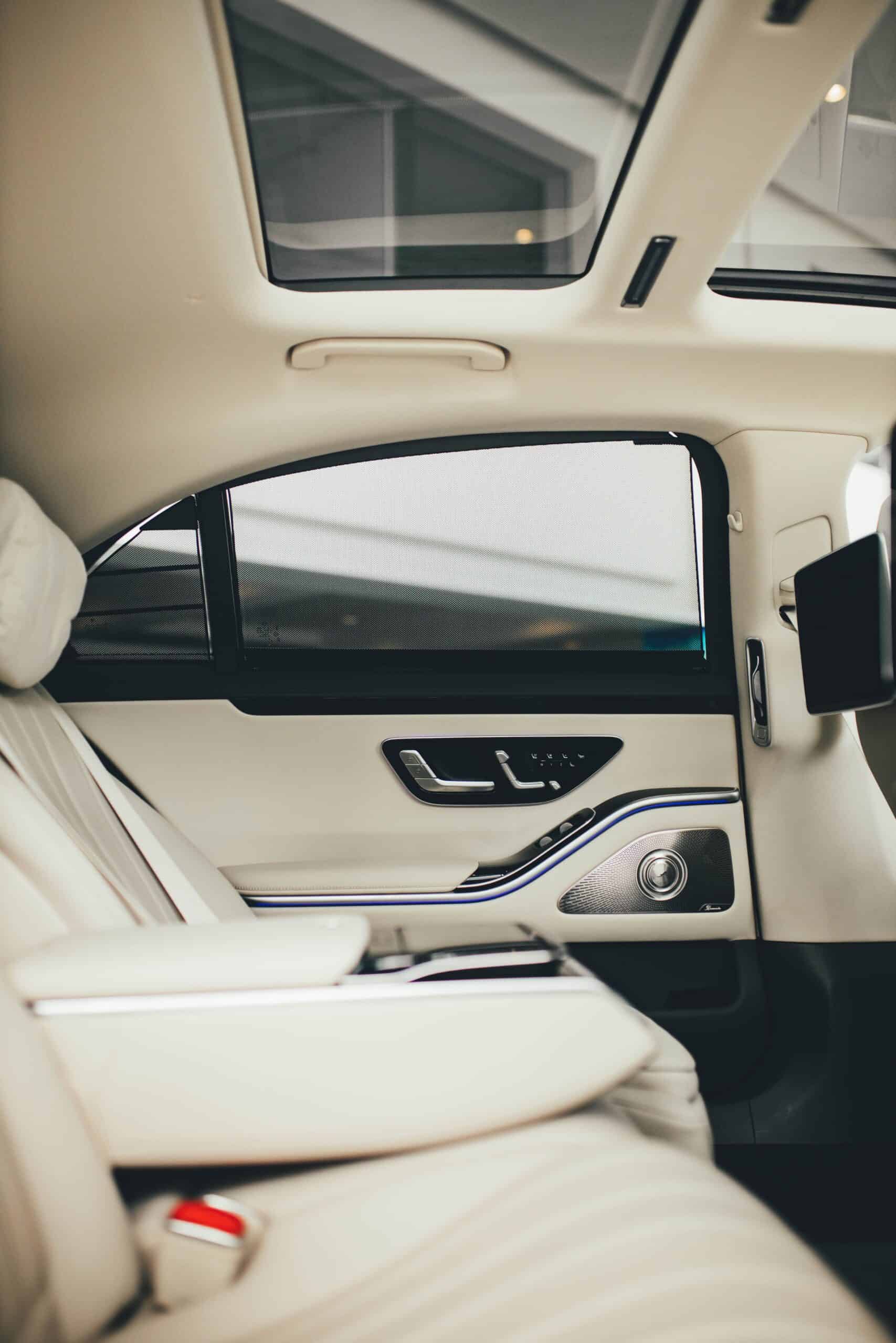 Mercer Island car service All Black Limo